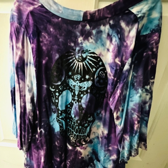 Purple & Blue Tie-Dye Glitter Skull Kimono - Picture 2 of 2